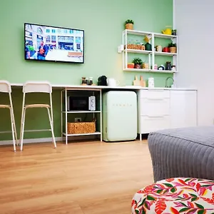 Deluxe Milancozyflat Mediolan