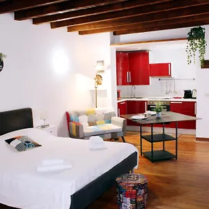 Apartment Hbhall Navigli 2, Mailand